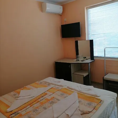 Къща Алтемдиа Със Стаи За Гости Maison d'hôtes Lozenets