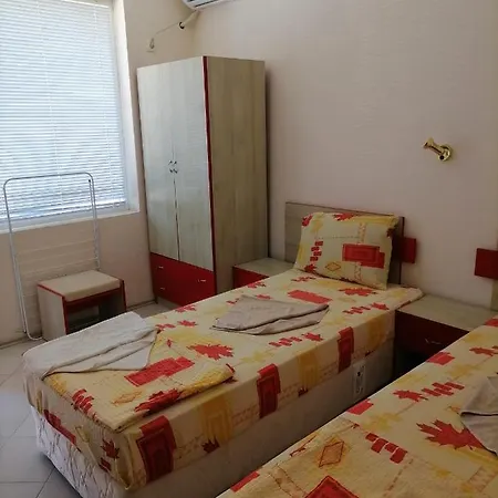 Къща Алтемдиа Със Стаи За Гости Maison d'hôtes Lozenets